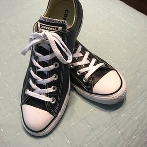 Men’s black leather Converse shoes